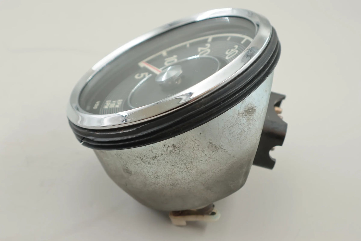 Mercedes-Benz W111 M116 3.5 V8 Drehzahlmesser Kombiinstrument 1115420016