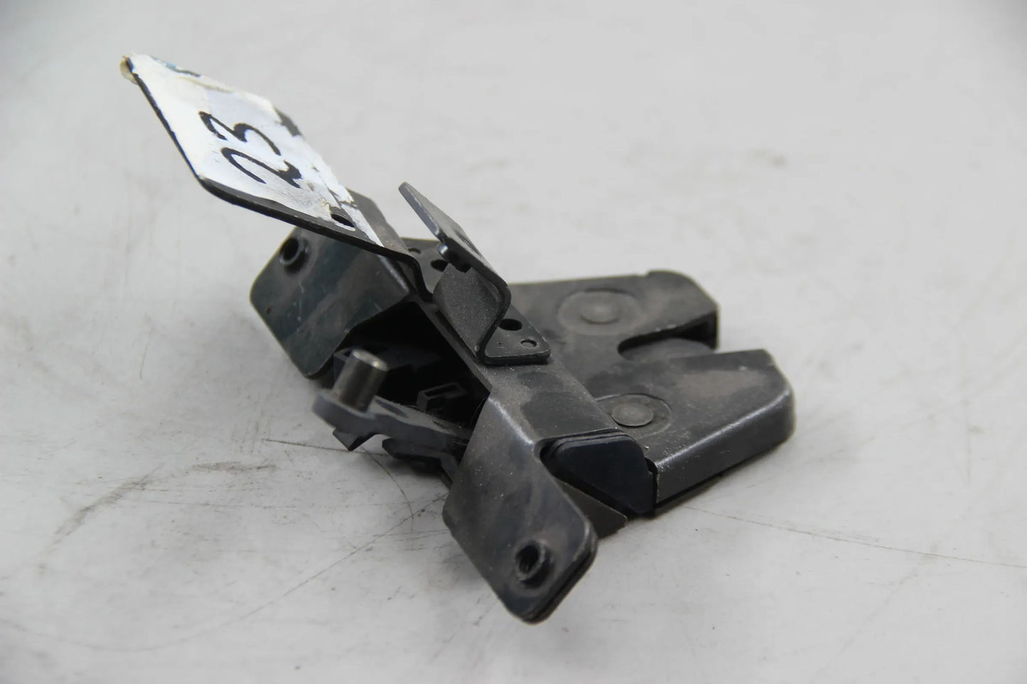 Original BMW E34 518i 520i 525i 530i 540i M5 Schloss Heckklappe 51248120847