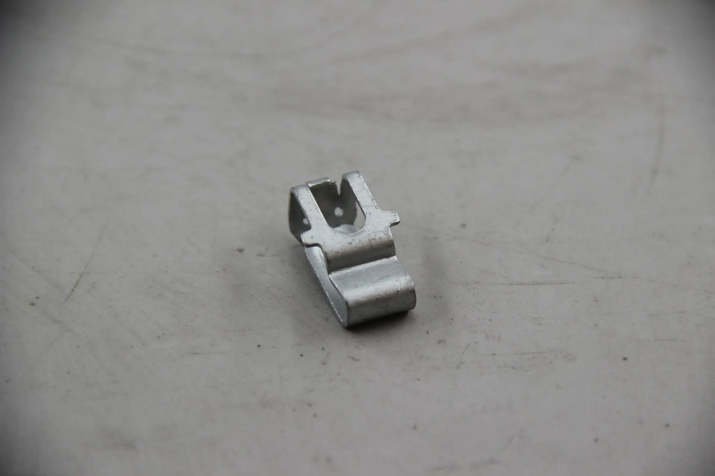 Original BMW E46 3er Clip NOS NLA 51718212165