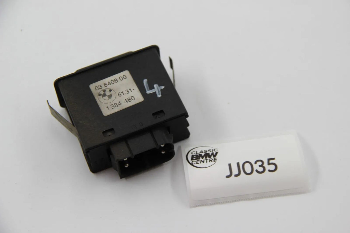 Original BMW E34 5er 518i-540i M5 Schalter Heizbare Heckscheibe NOS 61311384480