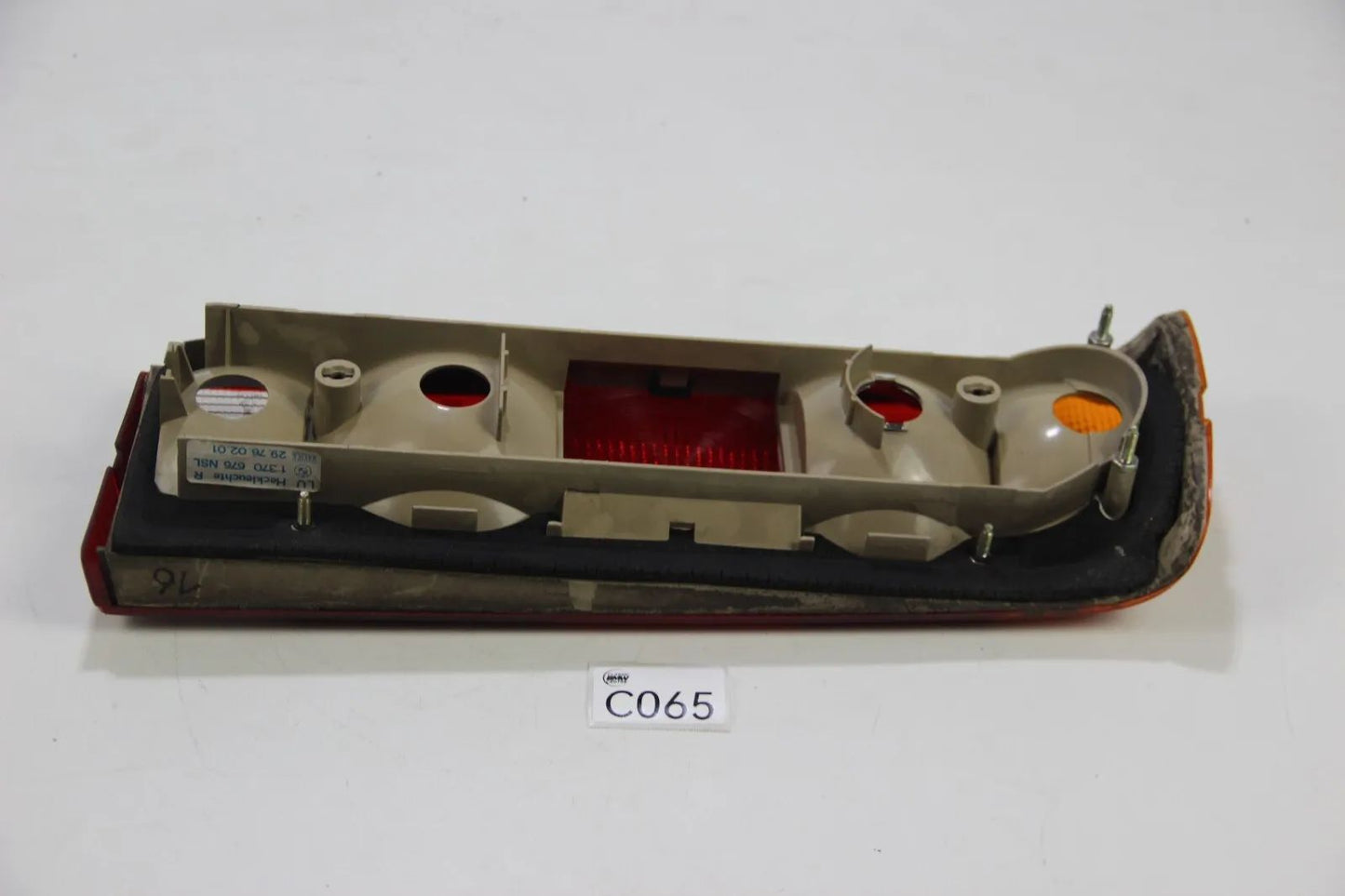 Original BMW E30 VFL 316i-325i M3	Rückleuchte Heckleuchte Rechts NSL	1370676