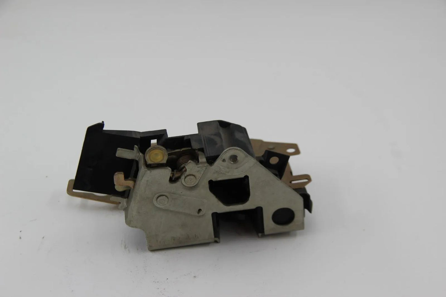 Original BMW E36 316i-328i M3 Limo Drehfallenschloss vorne links 51218122417