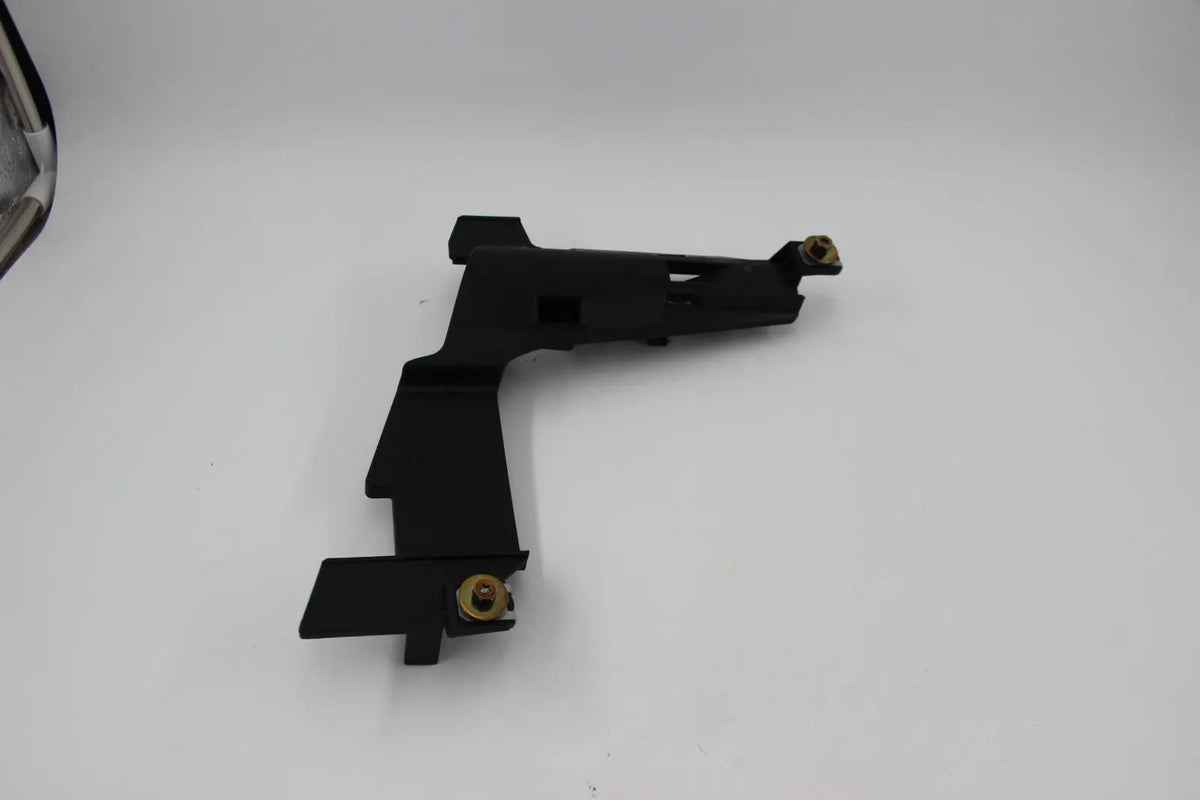 BMW E46 316i-330i 318d-330d M3 M3 CSL Halter Scheinwerfer rechts 63128380188 Neu