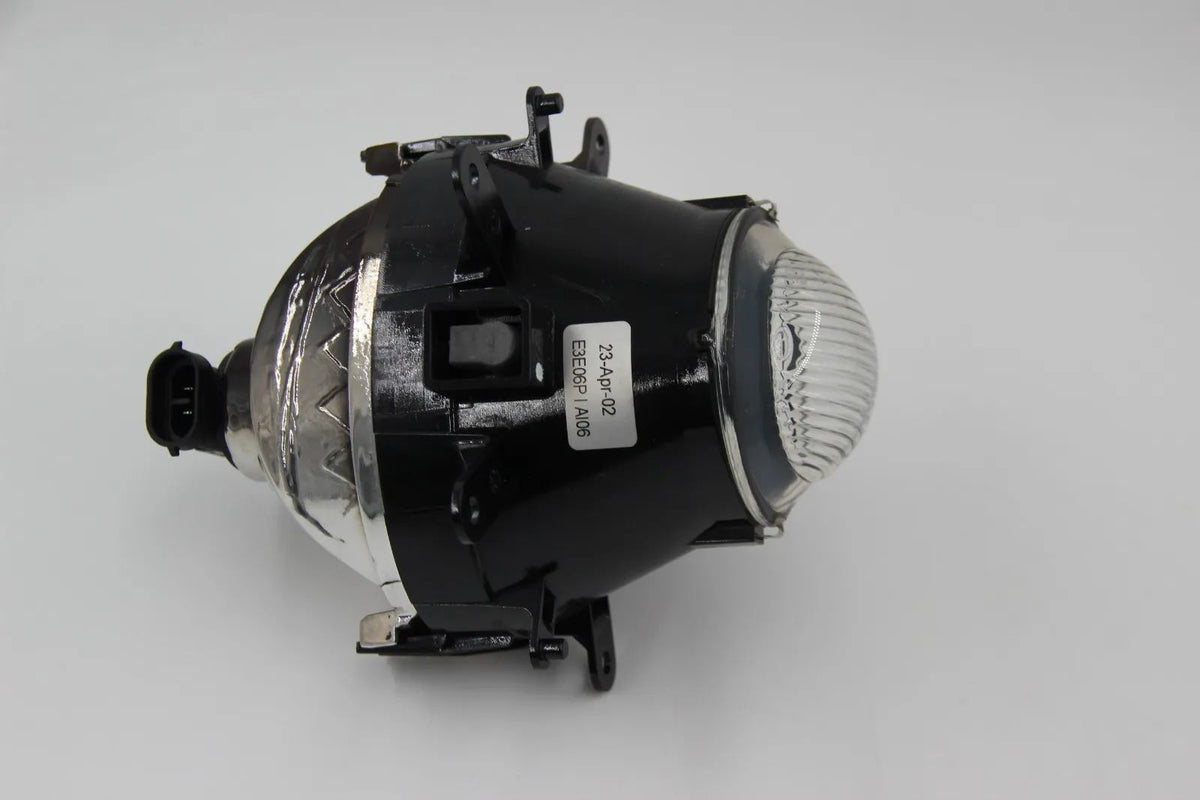 BMW E46 316i-330i 318d-330d Nebelscheinwerfer Fog Light Nebelleuchte 63176911007