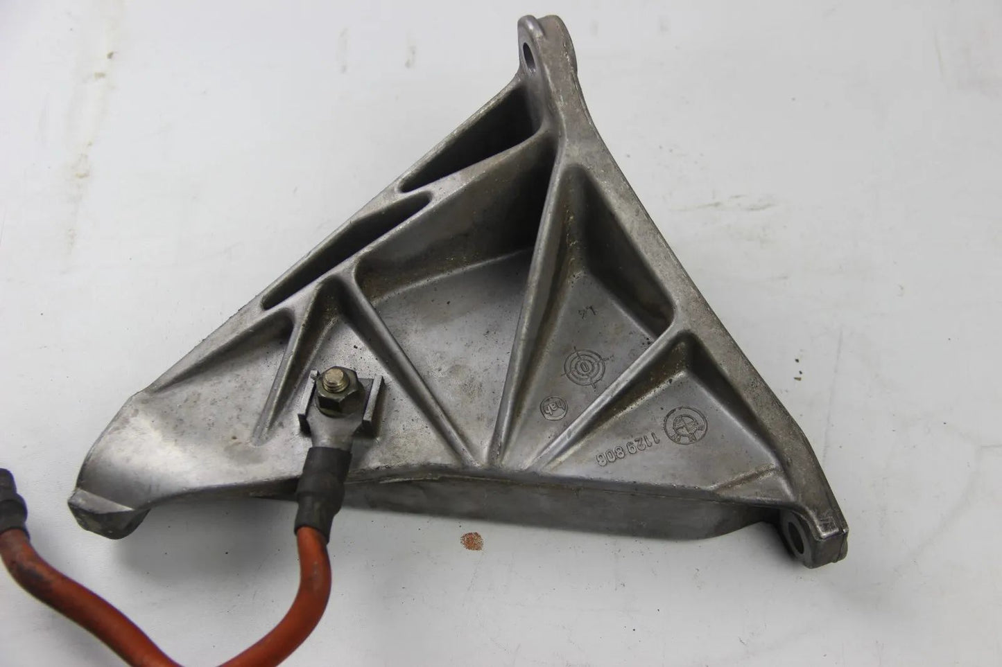 BMW E34 E32 M30 Motorhalter Motorträger Tragbügel Rechts 1129806