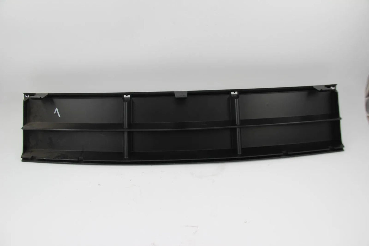 Original BMW E39 520i-540i Gitter geschlossen front Stossstange 51118160851