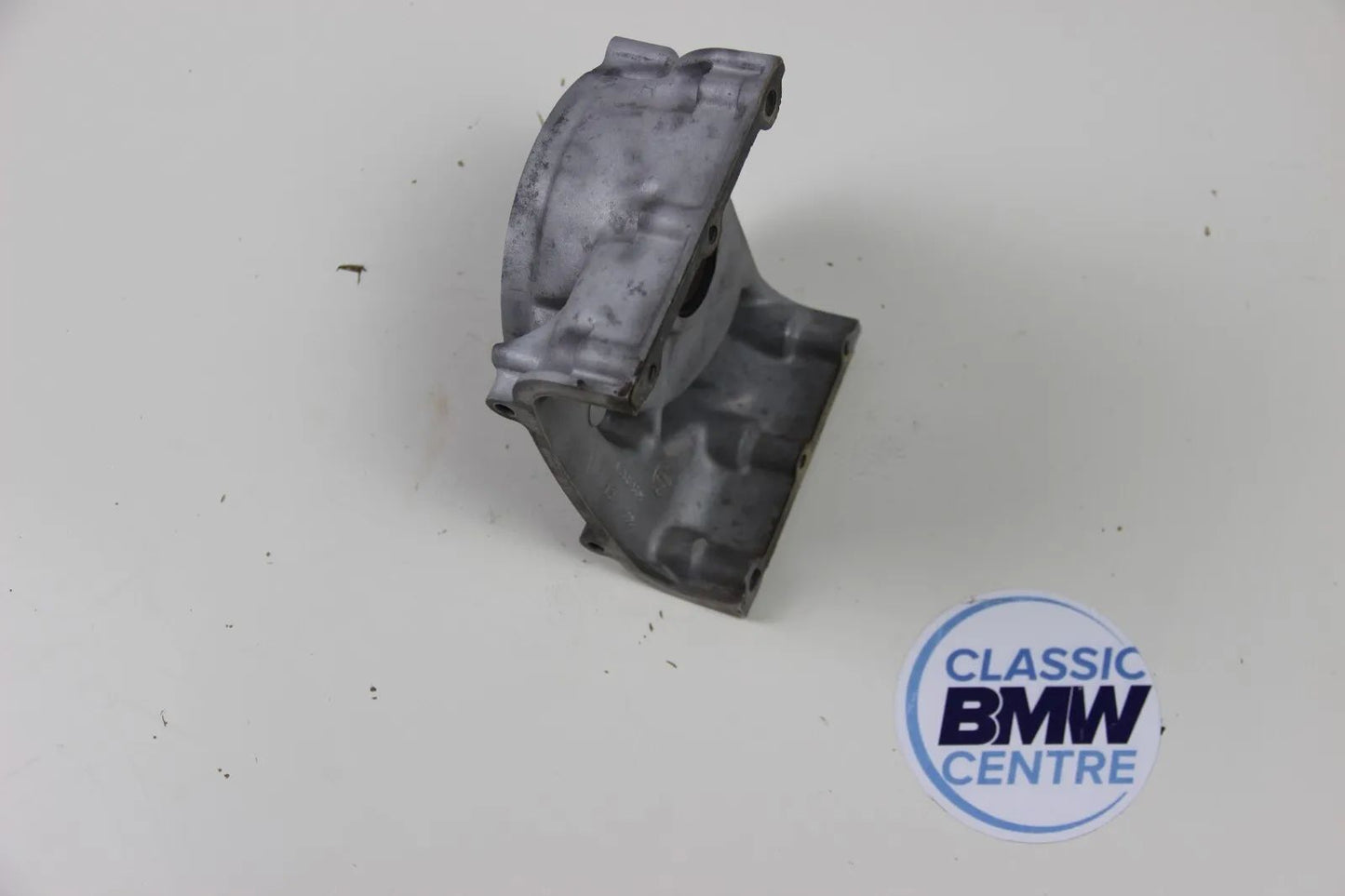 BMW E24 E28 E34  Stirndeckel Abschlussdeckel Zahnriemenabdeckung Oben 1268579