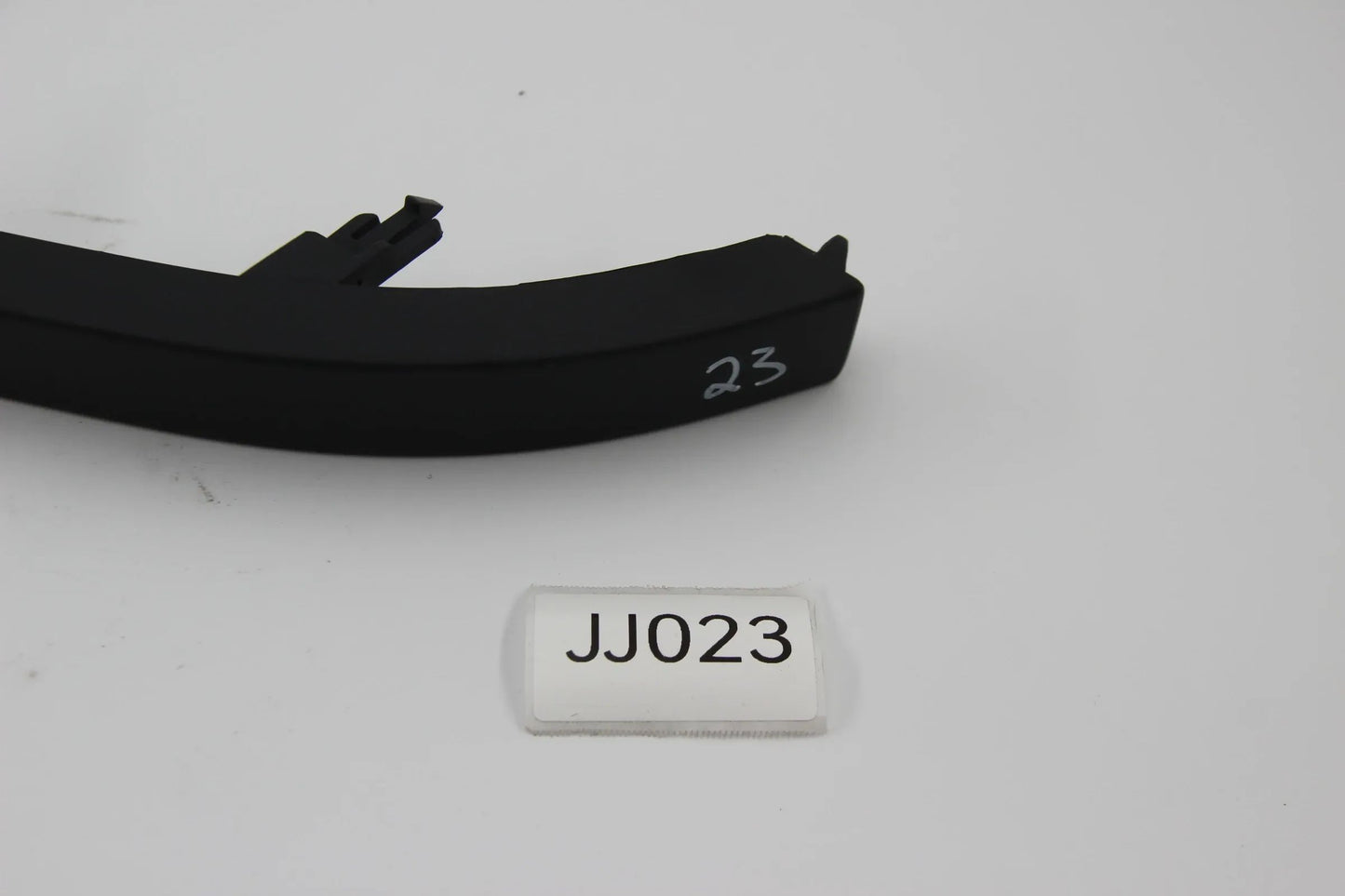 Original BMW E46 316-330xi Blende grundiert rechts Schwarz 51138208486