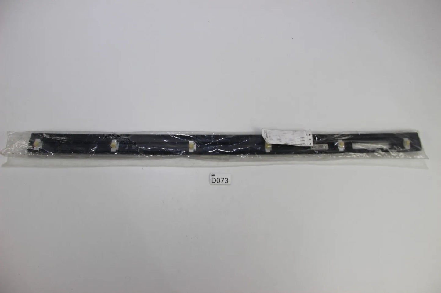 BMW E36 Limousine Stoßleiste Tür vorne rechts Touring M-Paket 51132262114 M3 3er