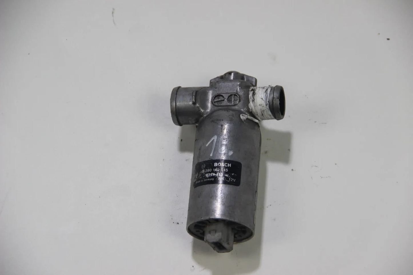 BMW E36 E38 E39 E46 E60 E61 Leerlaufregelventil Luftversorgung 0280140545