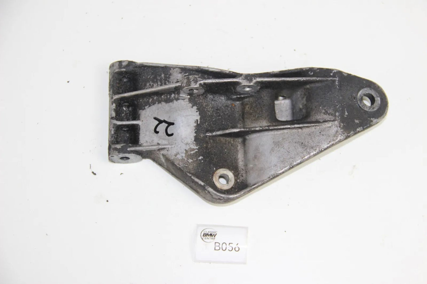 Original BMW E32 E34 E28 M30 Lagerblock Halterung 1284953 5er 7er Bracket