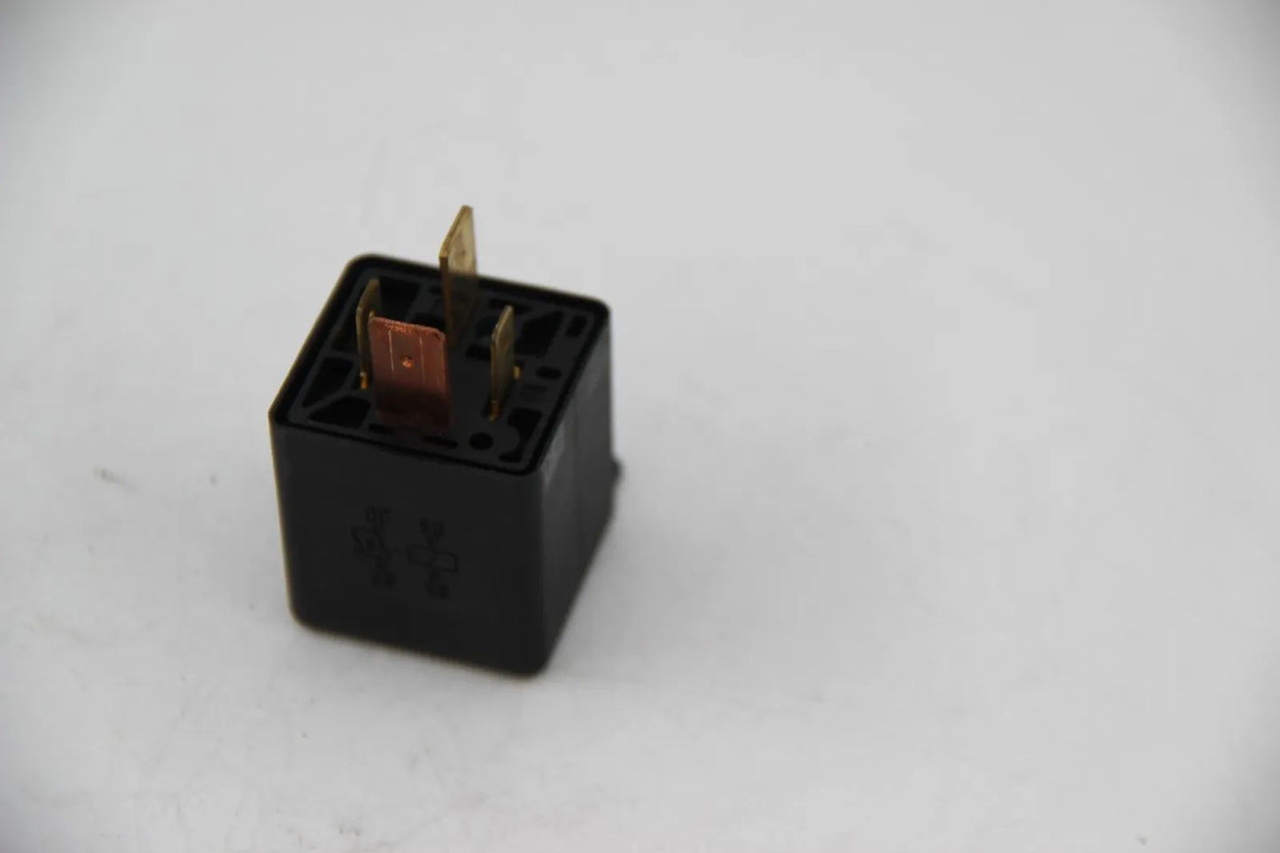 Original BMW E28 E24 E23 E32 Relais Elektr.Motor ABS Steuergerät  34511179402