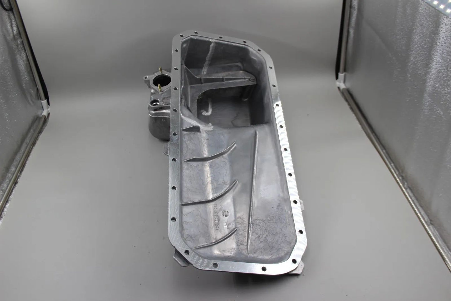 Original BMW E34 Limo 520i 525i  Motor Ölwanne Wanne NOS 11131288305 Oil Pan M20