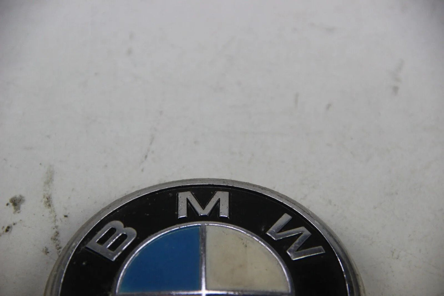 Original BMW E3 E9 E12   Plakette Heckklappe Emblem Badge OEM 51141813833