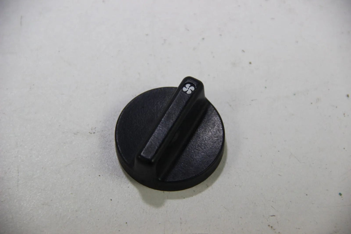 Original BMW E24 E28 6er 5er 635csi 518-535ii Drehknopf Lüftung Switch  1368503