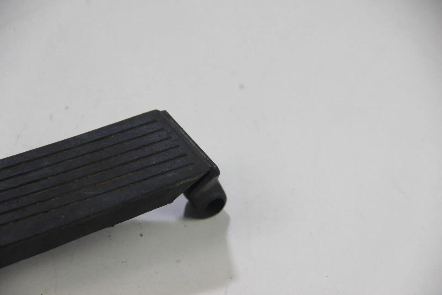 Original BMW E3 E9 E21 E24 E12 M1 Gaspedal Fahrpedal Oldtimer 635csi 1105414