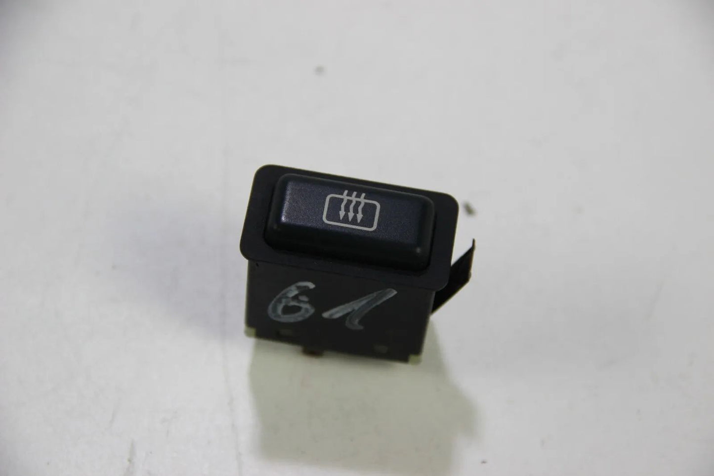 Original BMW E30 3er 316i-325i M3 Beheizte Heckscheibe Schalter Switch