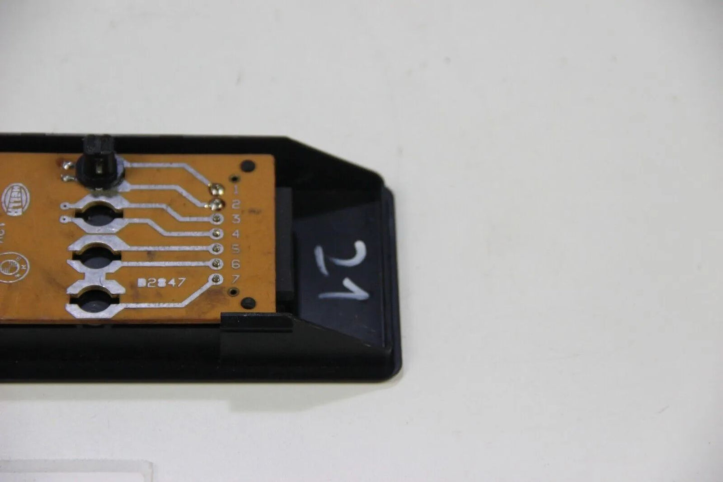 Original BMW E30 316i-325i M3 E28 515i-525e Kontrolleuchte 63311376895