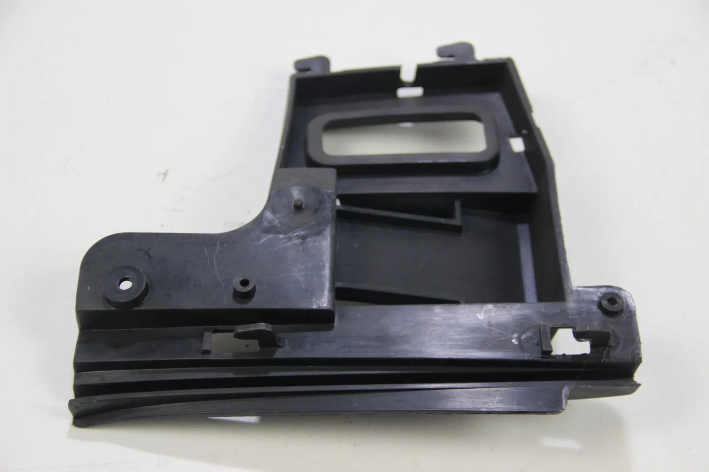 Original BMW E38 7er Einlage rechts Stossstangenhalterung Bracket 51118125308