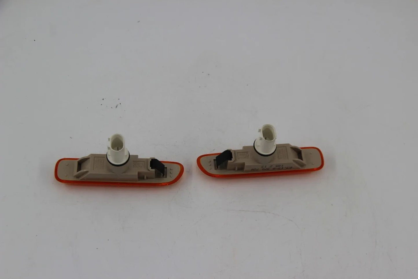 BMW E46 316i-330i M3 CSL Coupe Blinker Zusatz Blinkleuchte Li+Re 63138370719