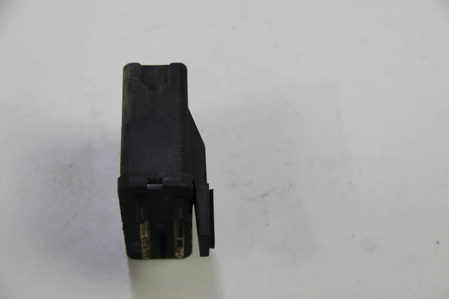 Original BMW E30 Vorglührelais Impulsformer Relay  Teilenr.: 2241241