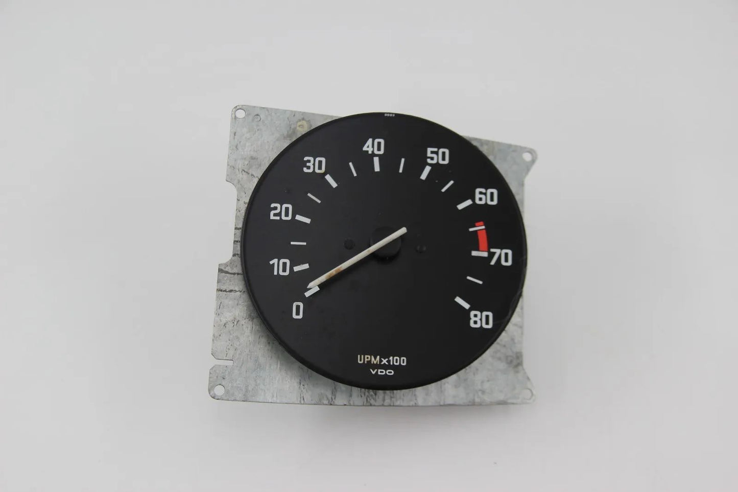 Original BMW E12  Drehzahlmesser Cockpit UPMx100 230/68/3  62131362447