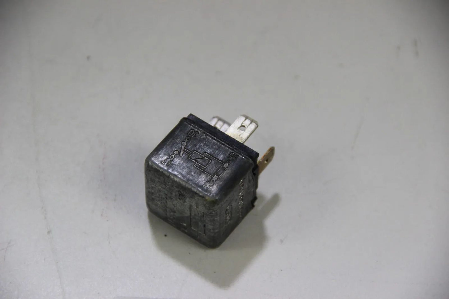 Original Bosch BOSCH Arbeitsrelais Steuerrelais Relais Relay 0332014415