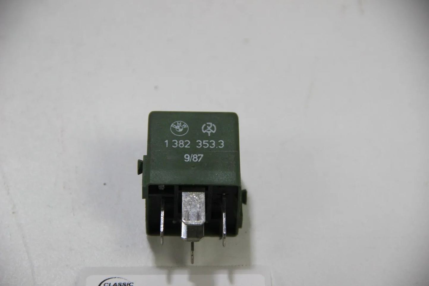 Original BMW E30 E34 E32 Relais Relay mit Verrastung Oldtimer  61311382353