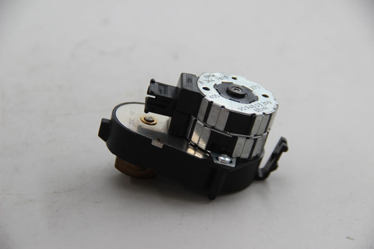 Original BMW E36 316i-328i M3 E34 E32 E31 Stellantrieb NOS NLA 64118364761