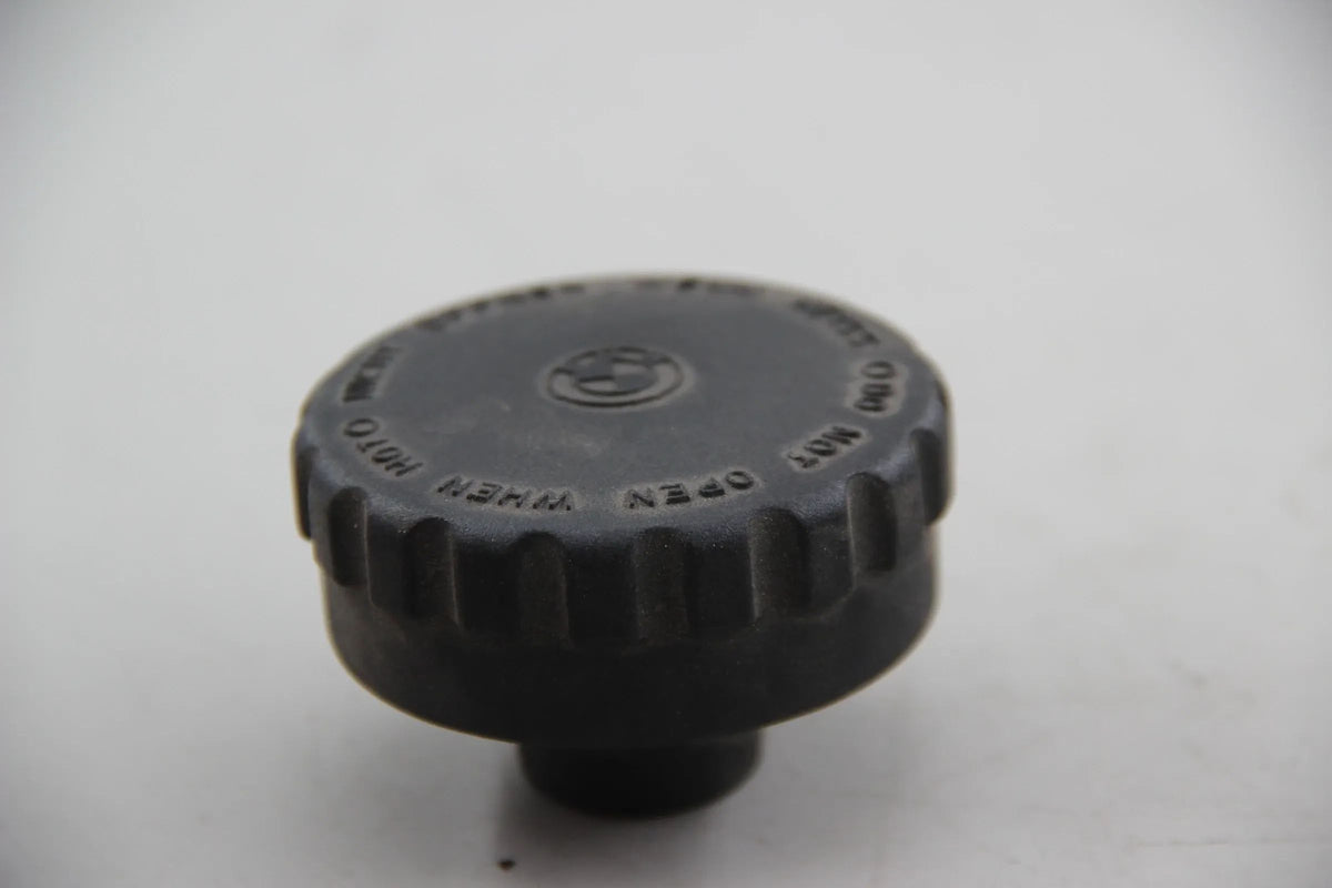 Original BMW E30 316i-325i E28 E24 E23 Z1 Kühlerverschluss 1,2BAR 17114379047