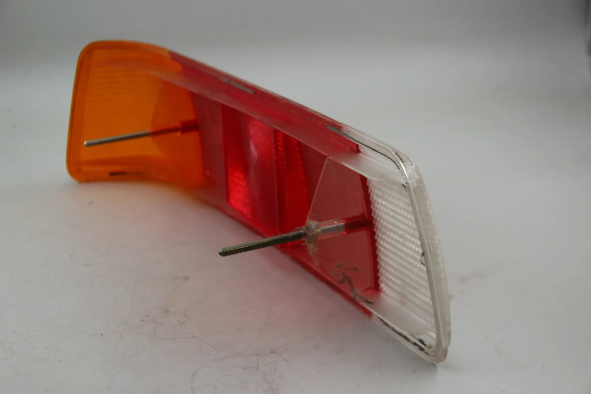 Original BMW E21 315 316 318 320 323i Lichtscheibe rechts beschädigt 63211367508