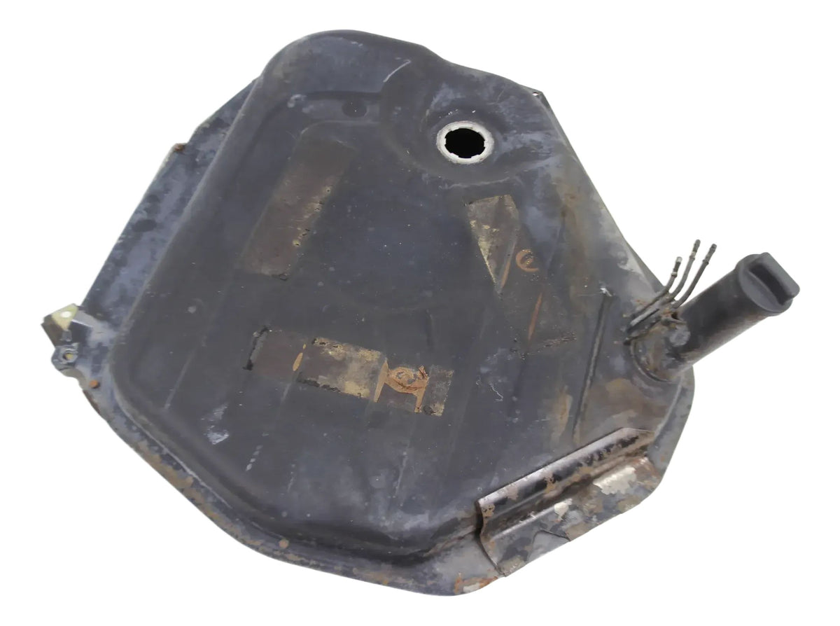 Original BMW E24 83´ - 89 635CSi Tank Muss neu beschichtet werden