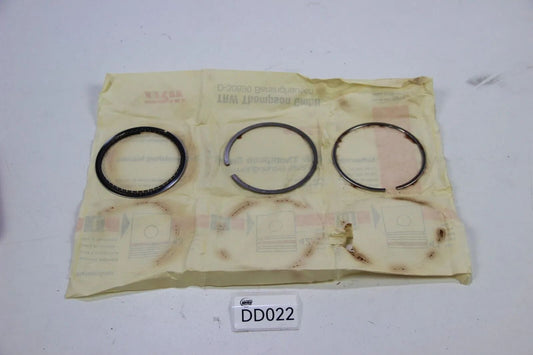 Original BMW E30 E28 325e 528e Kolbenringssatz TRW Thompson