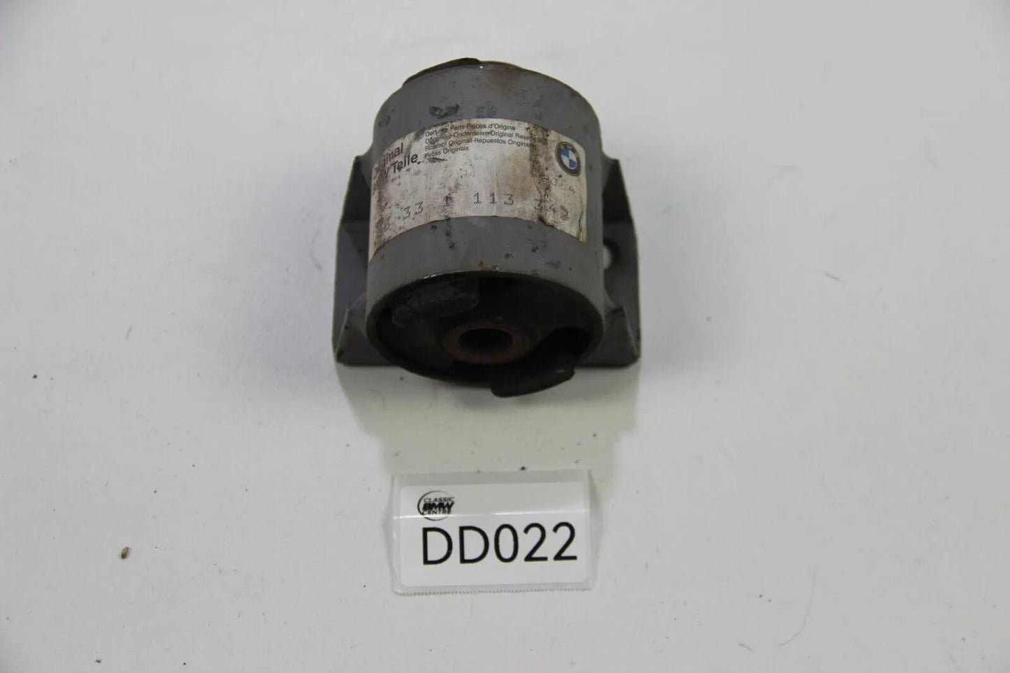 Original BMW  E10 1502-2002 tii Gummilager links Tonnenlager turbo 33331113342