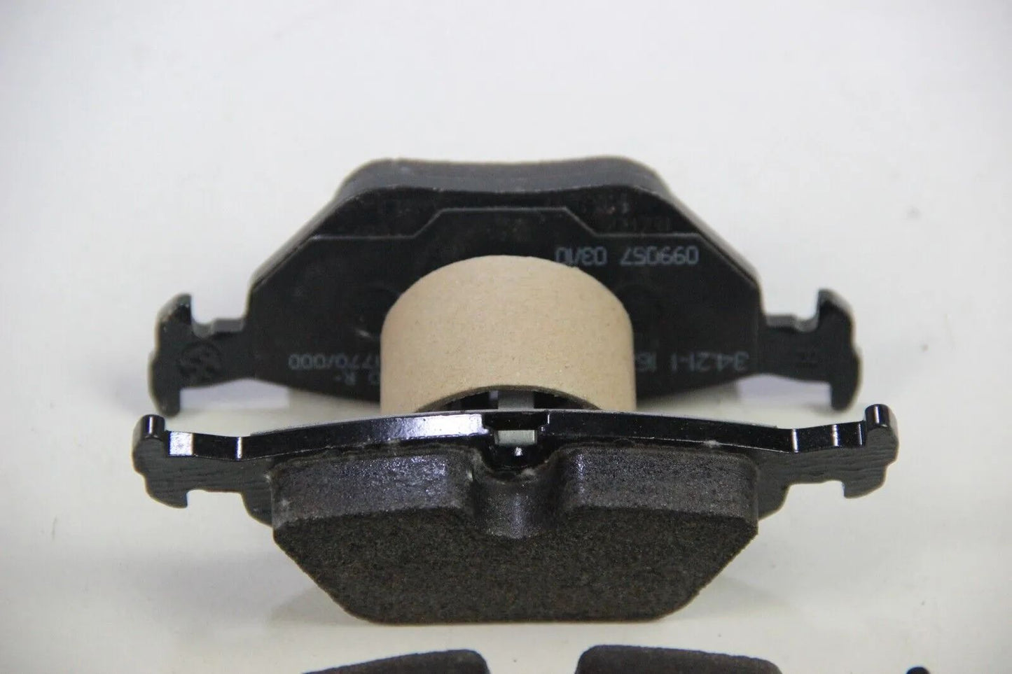 NEU Original BMW E36 Bremsbeläge hinten 316i-323i Z3 1.8-3.0 134216761238