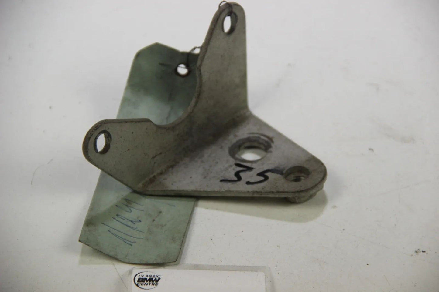 Original BMW E10 1502 1802 1600 Neue Klasse E12 Stützblech Anlasser 12411350161