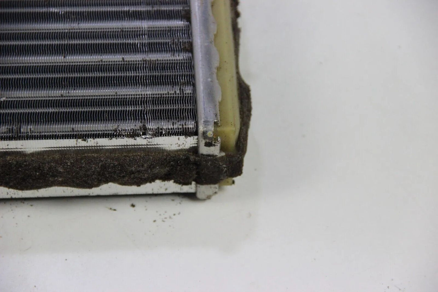 BMW E21 316-323i E12 518-535i E24 635csi Heizkörper Wärmetauscher 64111359491