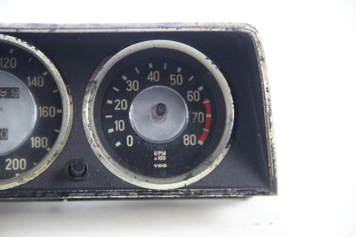 Original BMW E10 1502-2002 Kombiinstrument Drehzahlmesser 200kmh 8.000upm
