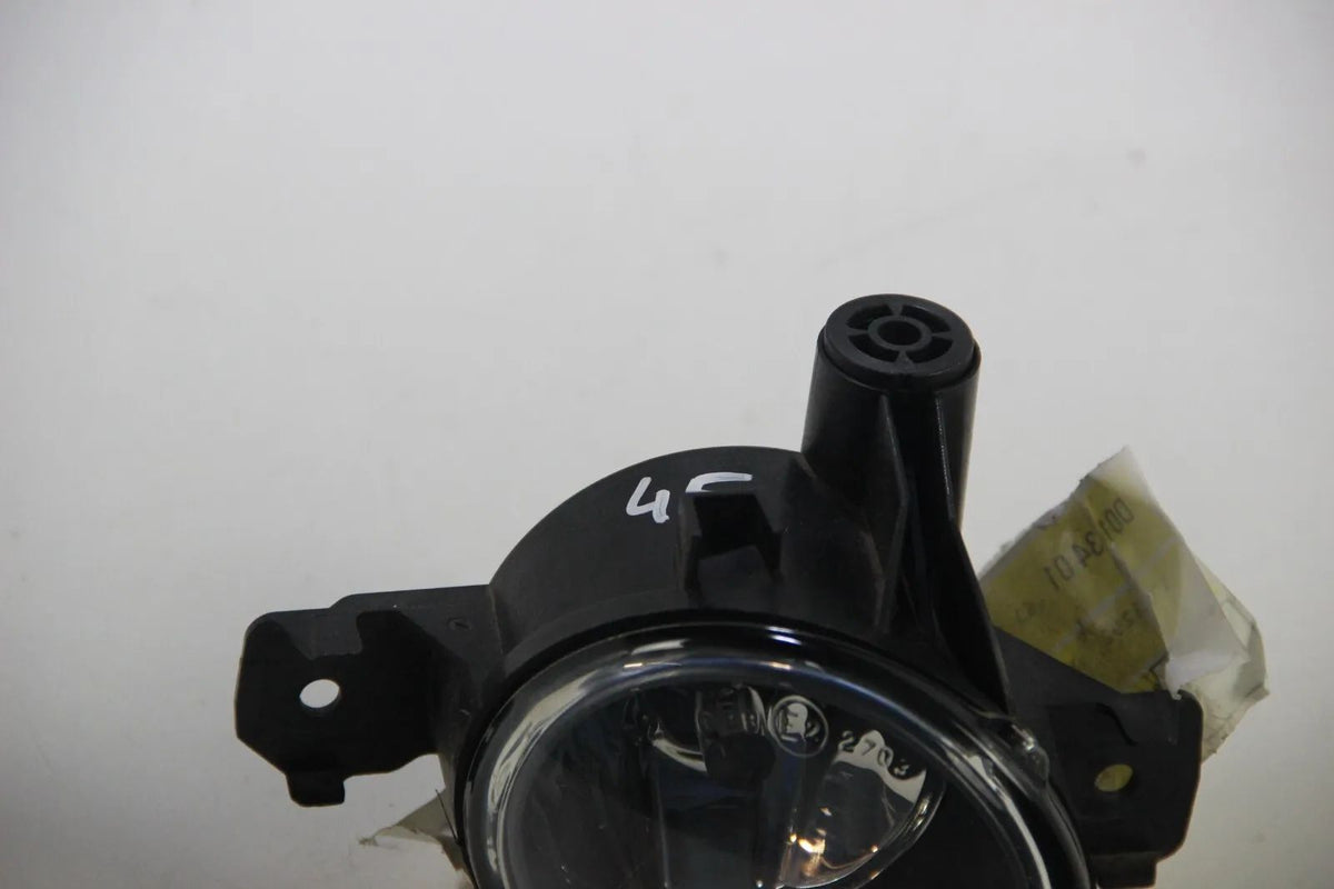 Original BMW E81 E82 E87 E88 E84 E83N E70 E70N Nebelscheinwerfer   63176924656