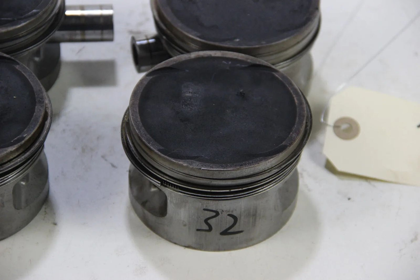 Original BMW E30 M3 S14 S14b23 2.3 4x Kolben Mahle 93v81 93,335mm  Piston