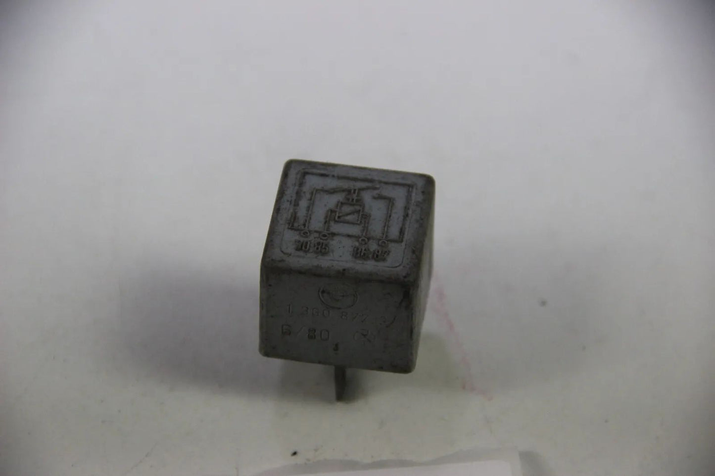 Original BMW Relais Relay grey Arbeitsrelais grau 12V Oldtimer 1360877