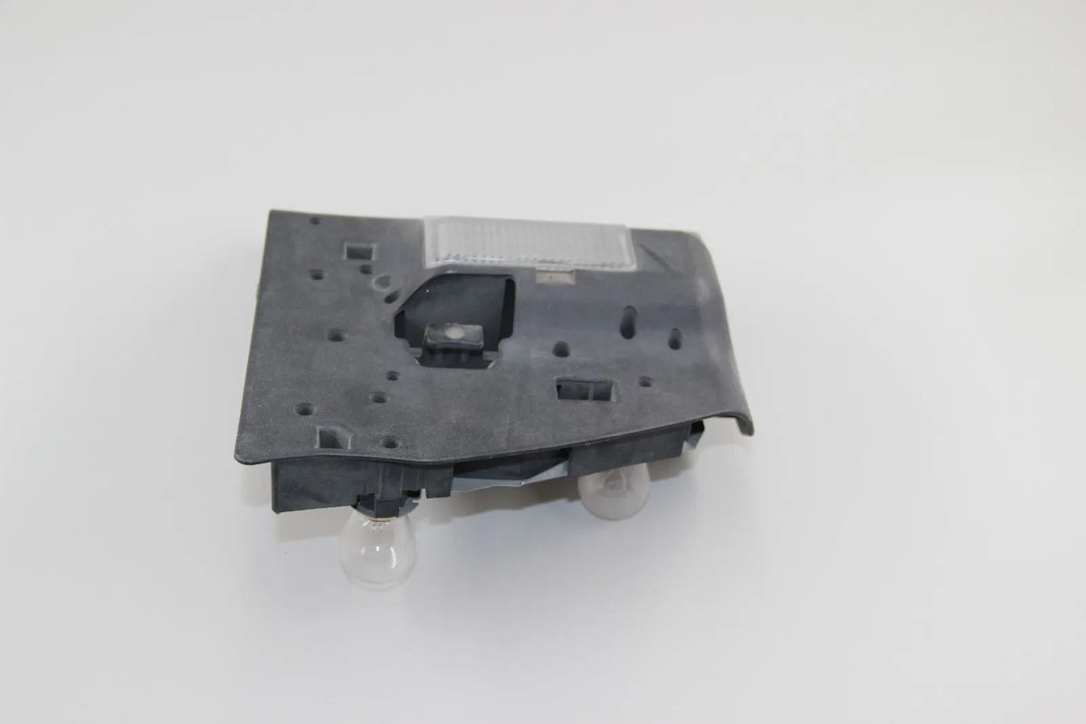 Original BMW E46 3er Lampenträger links + Abdeckung/Halterung  63218364925