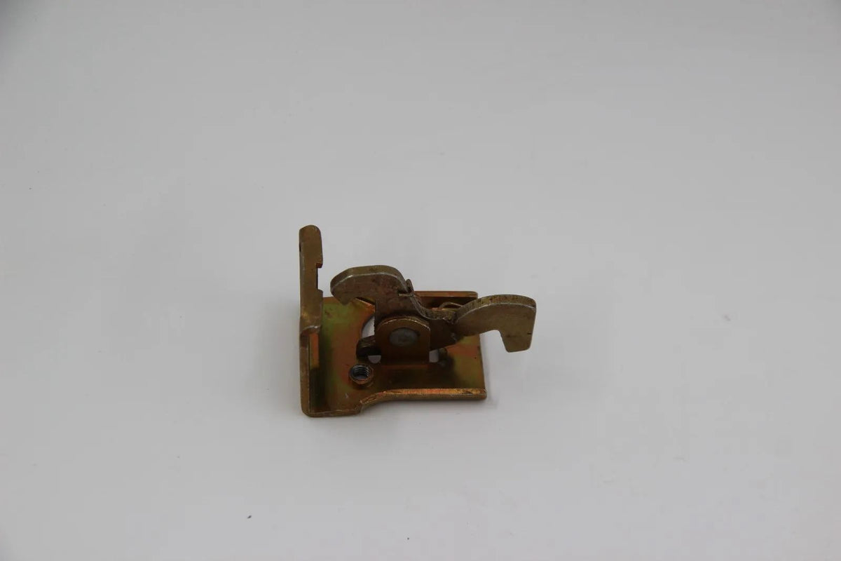 Original BMW E21 316-323 M10 M20 Verschluss Unterteil NOS Cover 51241826535