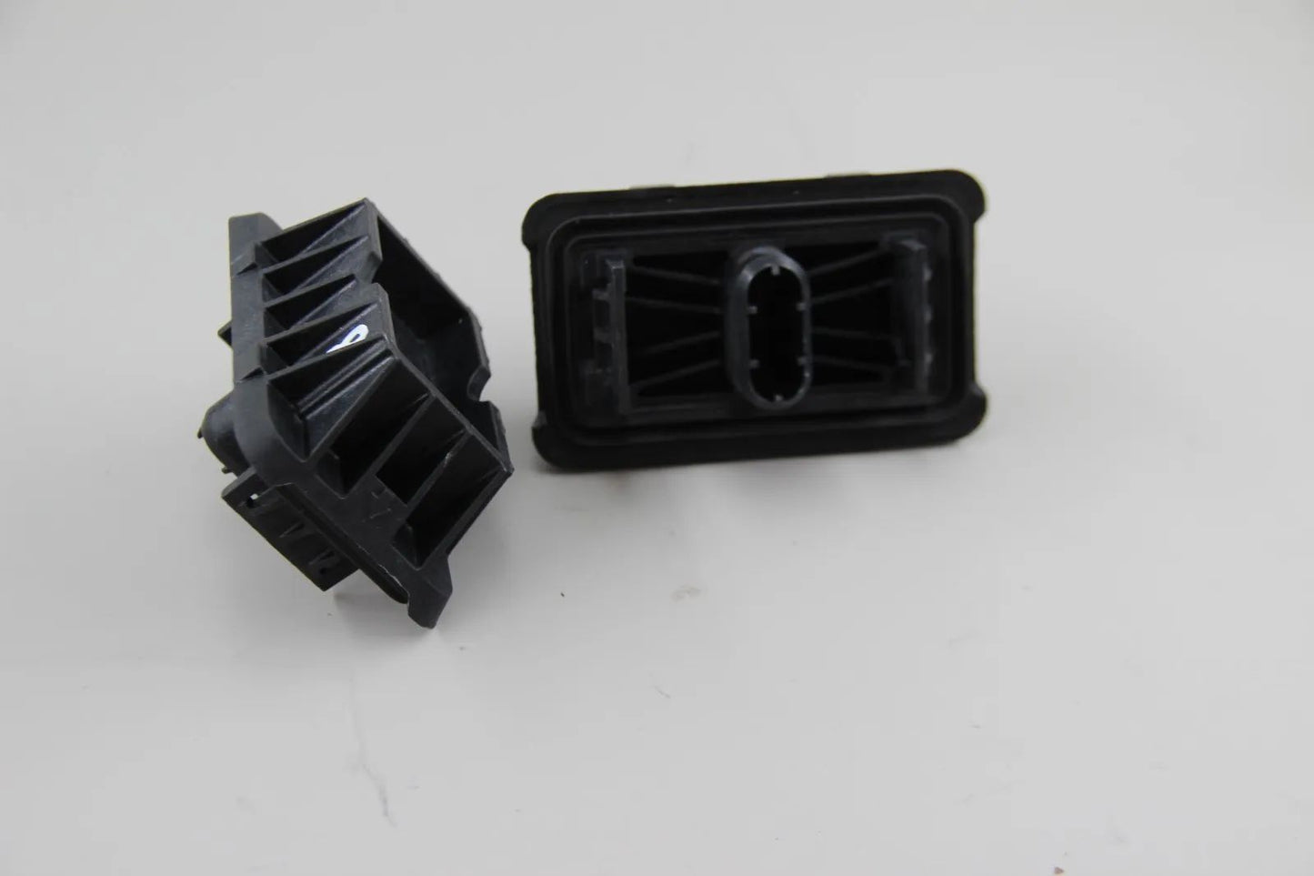 Original BMW E60 G11 G12 F25 F26 Aufnahme Hebebühne 2x 51717065919