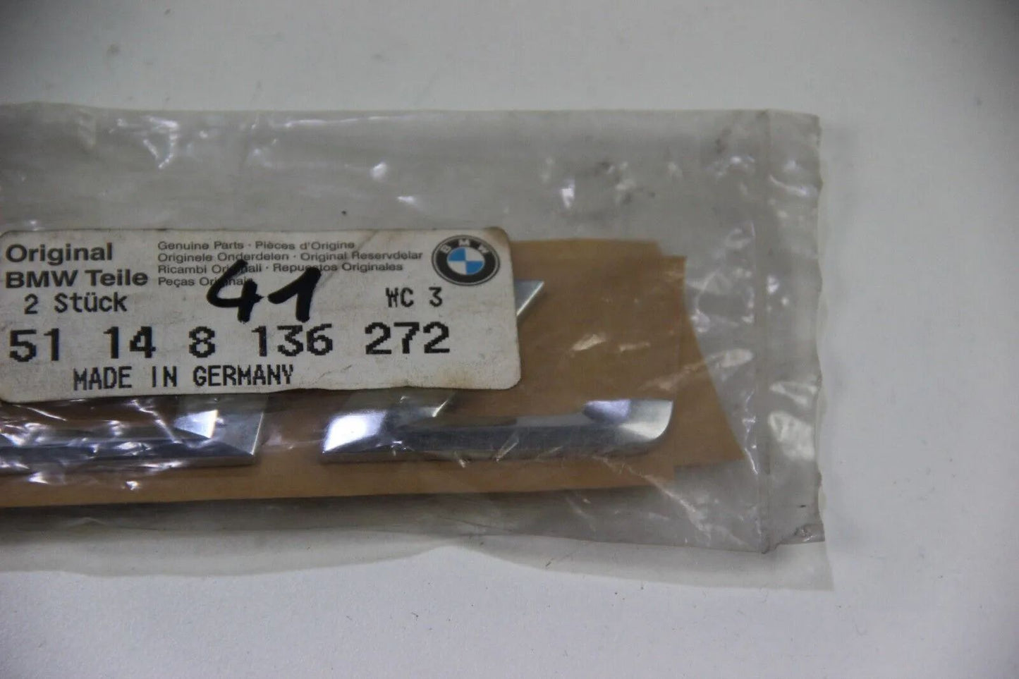 NEU BMW Original E32 E38 Emblem "750" 51148136272 Modellbezeichnung Badge V12