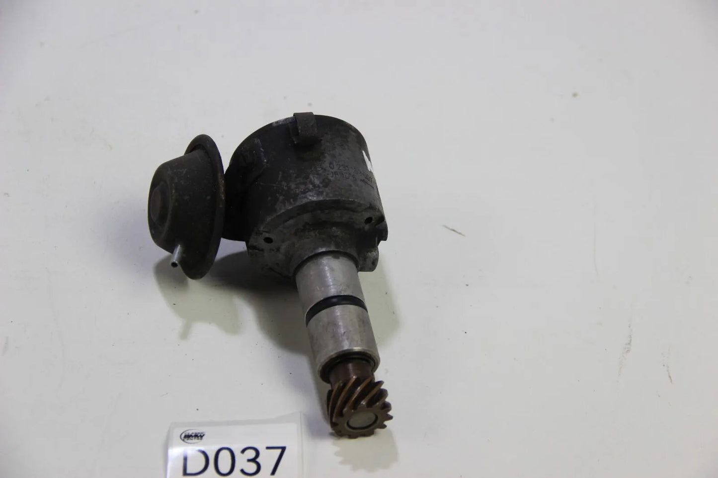 Original BMW E3 E9 E12  Zündverteiler Bosch 0231169007 Ignition Distributor
