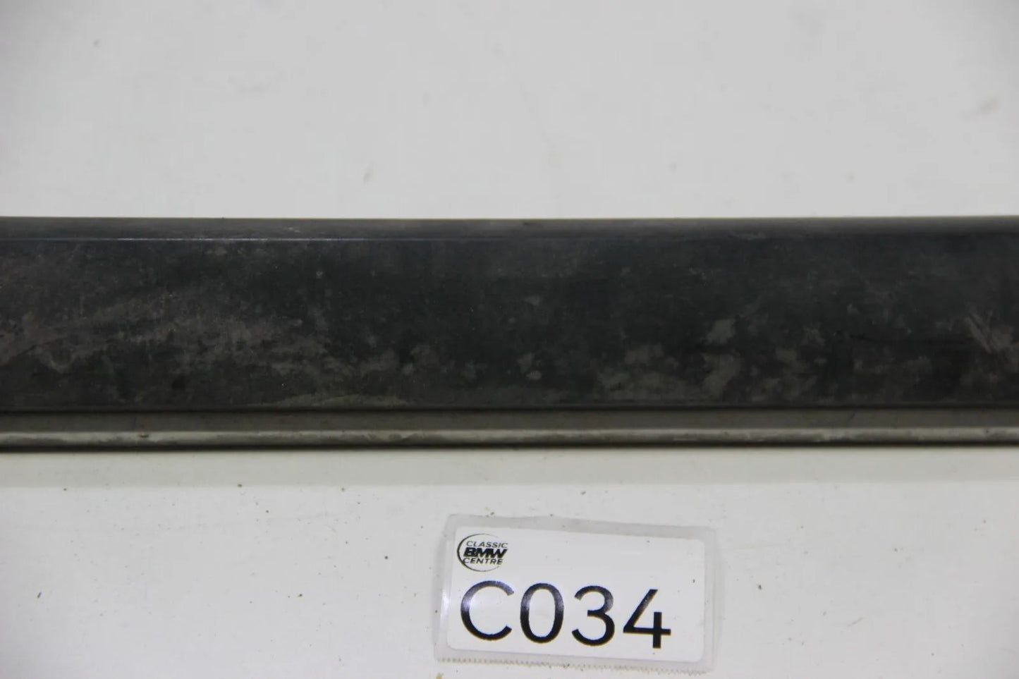 Original BMW E23 728i-745i Stossleiste Seitenwand vorne rechts NOS 51131848302