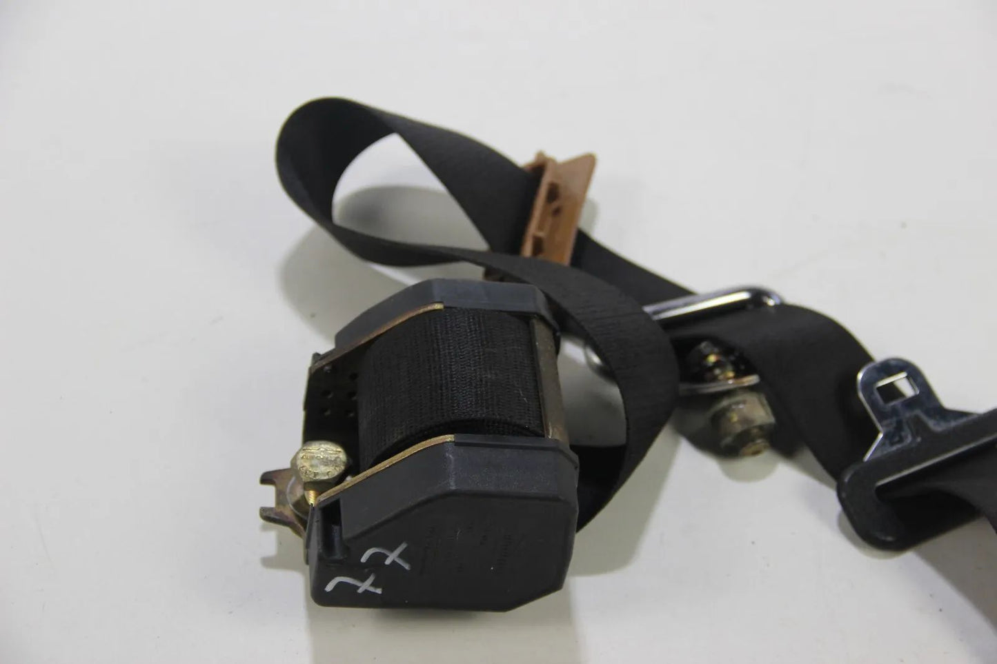 Original BMW E24 635csi Sicherheitsgurt rechts hinten Seatbelt OEM 1875228