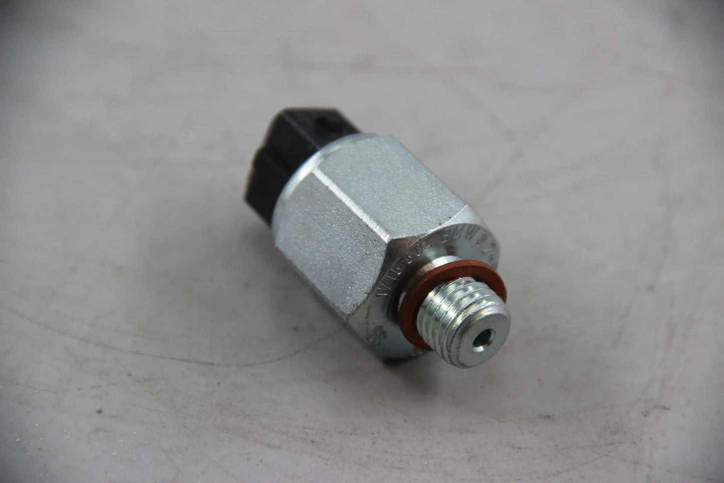 Original BMW E39 535i 540i E60 E63 E64 E32 E38 E31 Öldruckschalter 12611715504