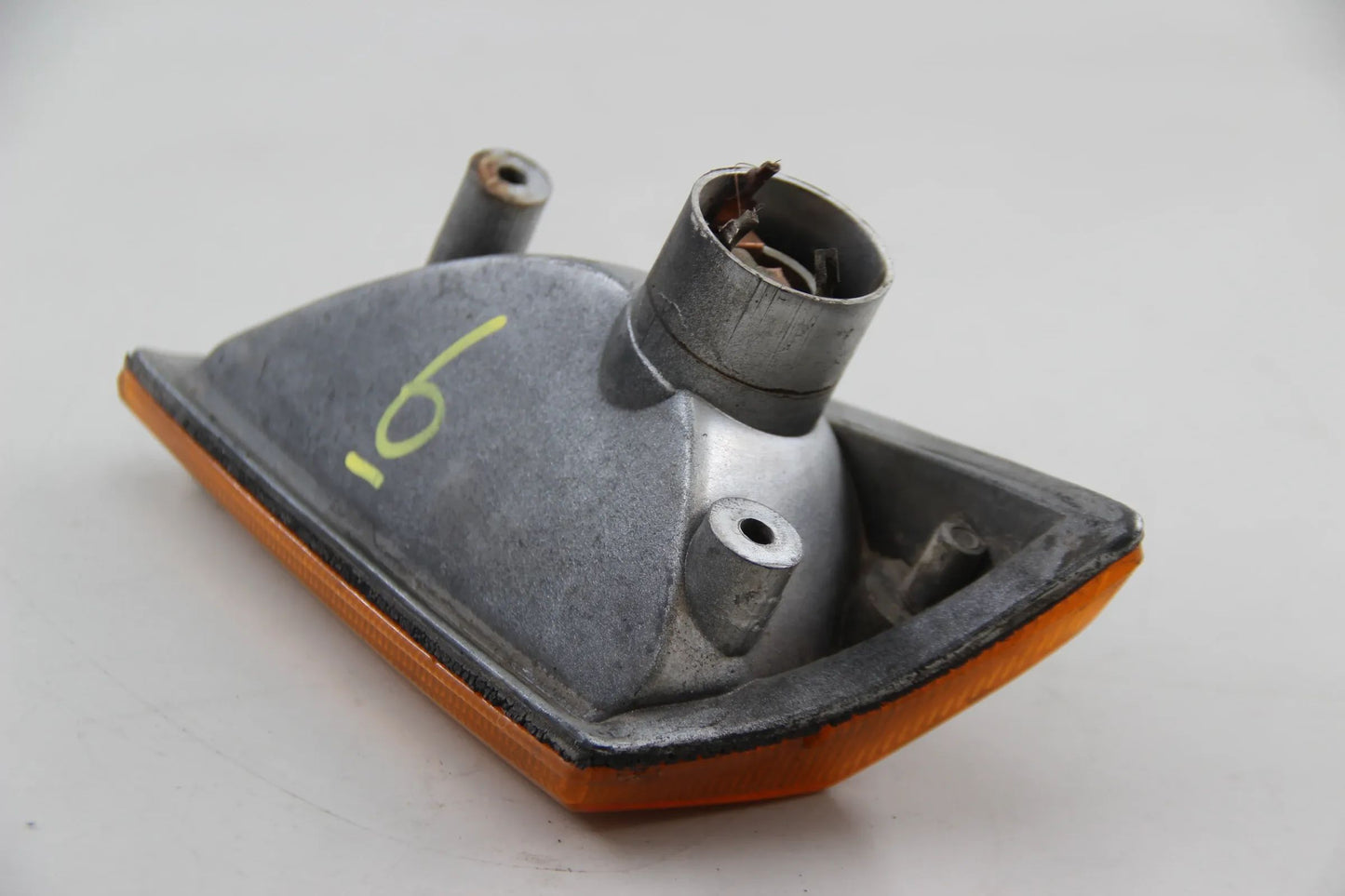 Original BMW E21 3er Blinkleuchte vorne rechts 63131359162